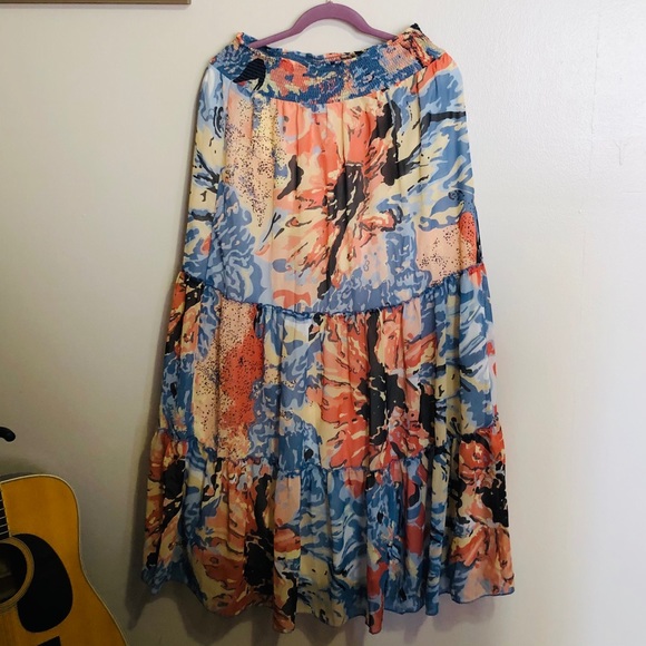 Colorful skirt - Picture 1 of 6